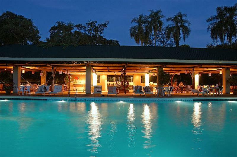 Raices Amambai Lodges Puerto Iguazú Buitenkant foto