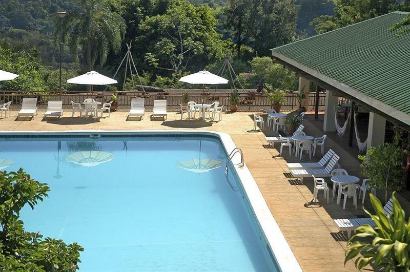 Raices Amambai Lodges Puerto Iguazú Buitenkant foto